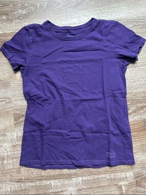 Life Is Good Women's Short Sleeve Tee in Purple